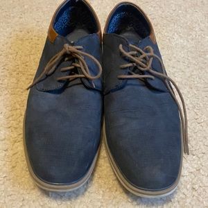 Men’s dress shoes suede size 10.5 with memory foam sole